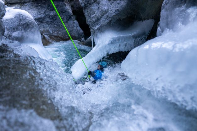 Albula ijsbrug limbo Jeroen - Foto Alex Arnold